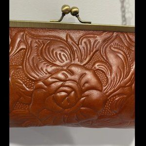 Patricia Nash Potenaze Frame Clutch